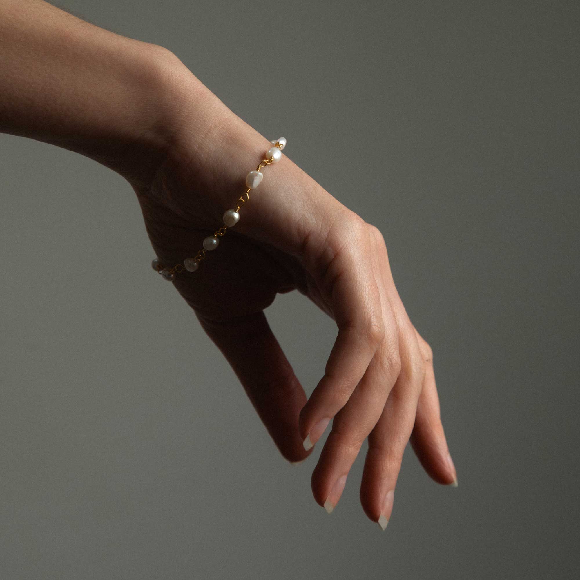 Willow Pearl Bracelet