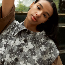 Pansy Sleeveless Smock Shirt
