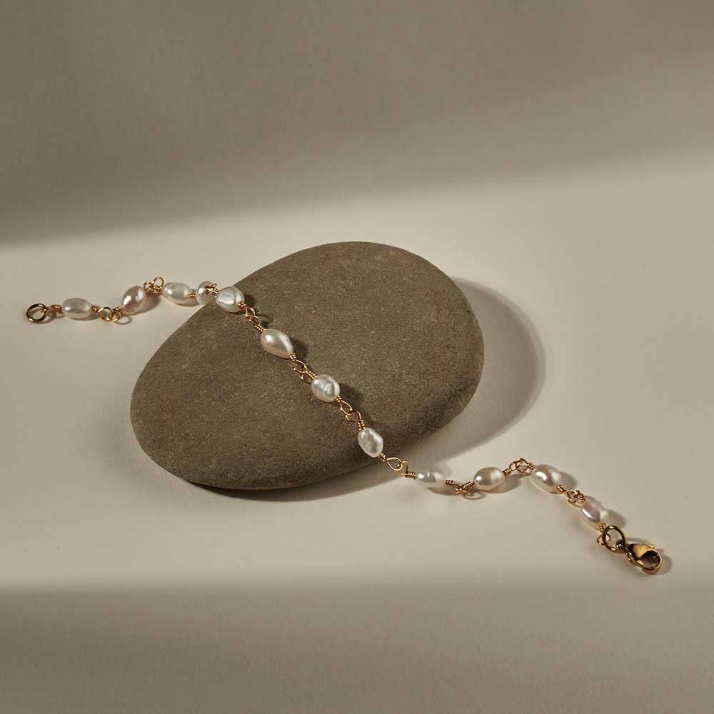 Willow Pearl Bracelet