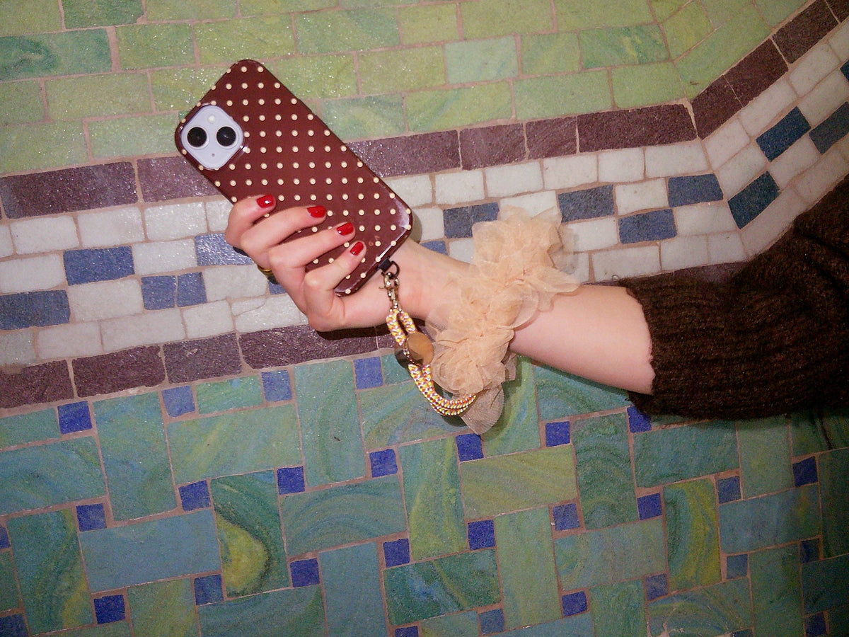 Odette Phone Wristie