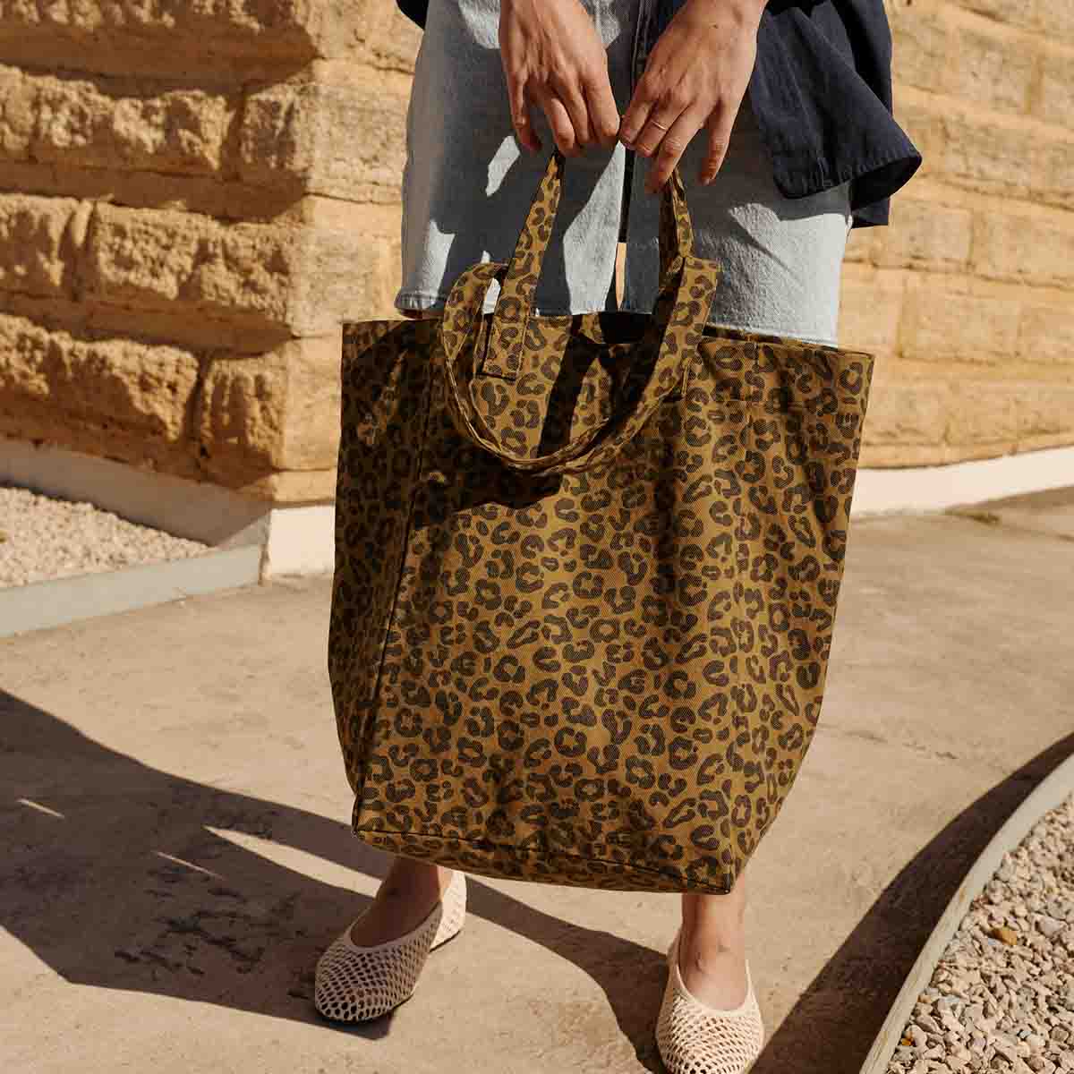 Animal Elisabeth Tote Bag