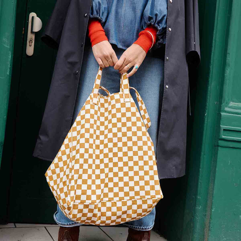 Caramel Elisa Tote Bag Checkerboard