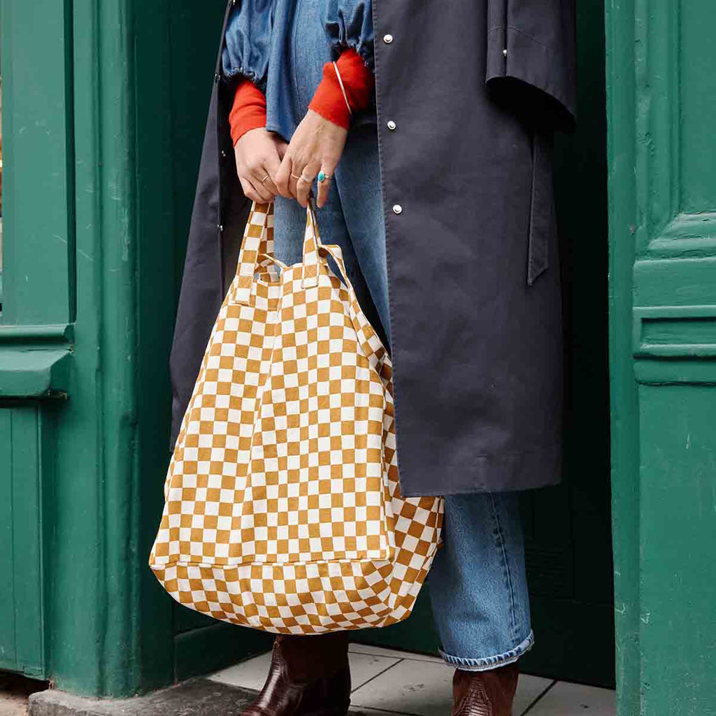 Caramel Elisa Tote Bag Checkerboard