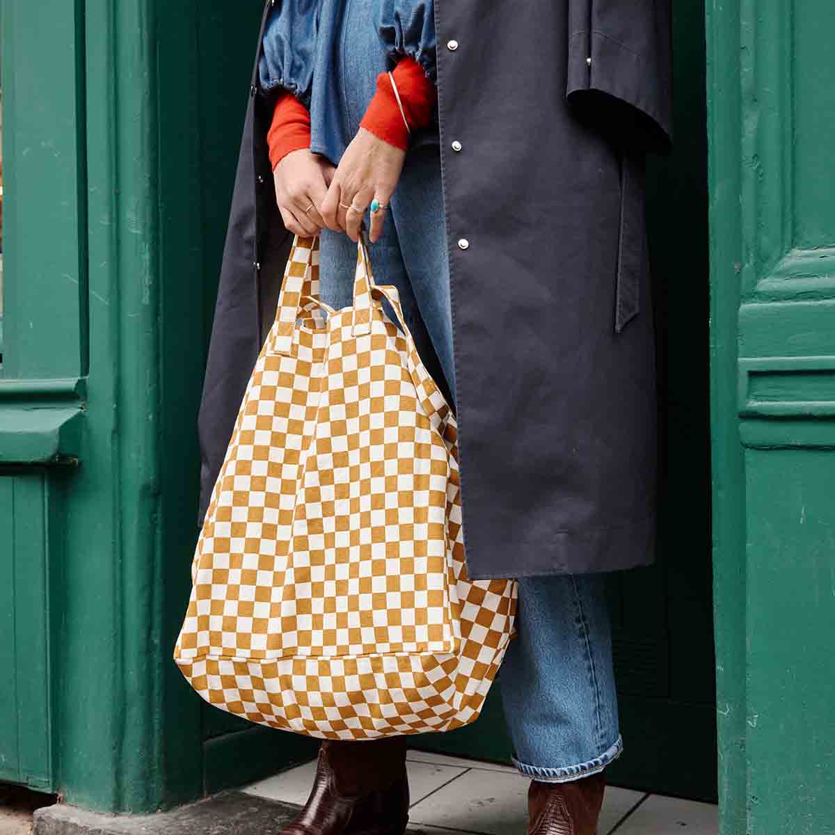 Caramel Elisa Tote Bag Checkerboard
