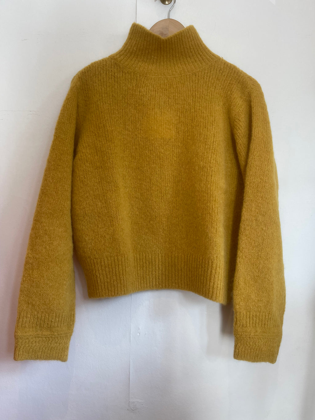 Honey Brid Sweater