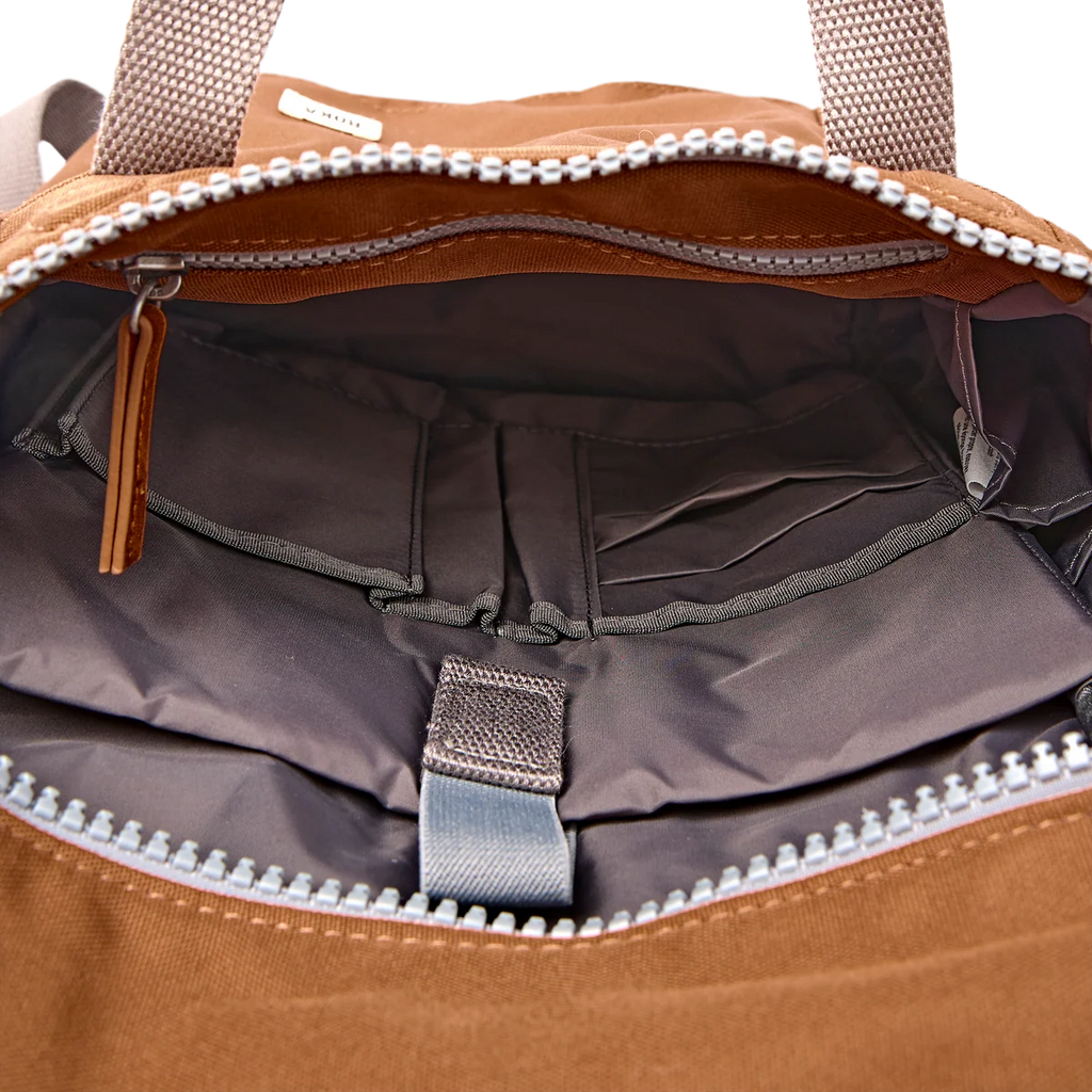 Medium Finchley Backpack in Cinnamon