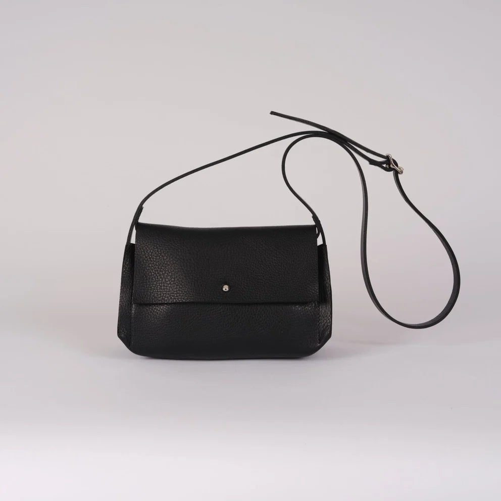 Black Pleat Bag