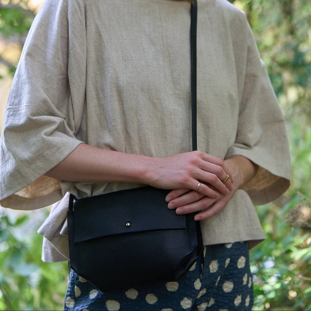 Black Pleat Bag