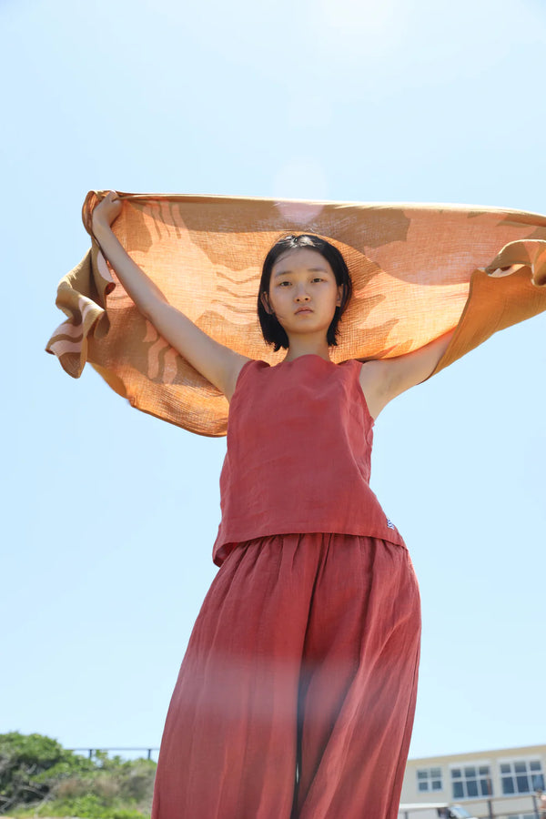 Paprika Basic Linen Vest
