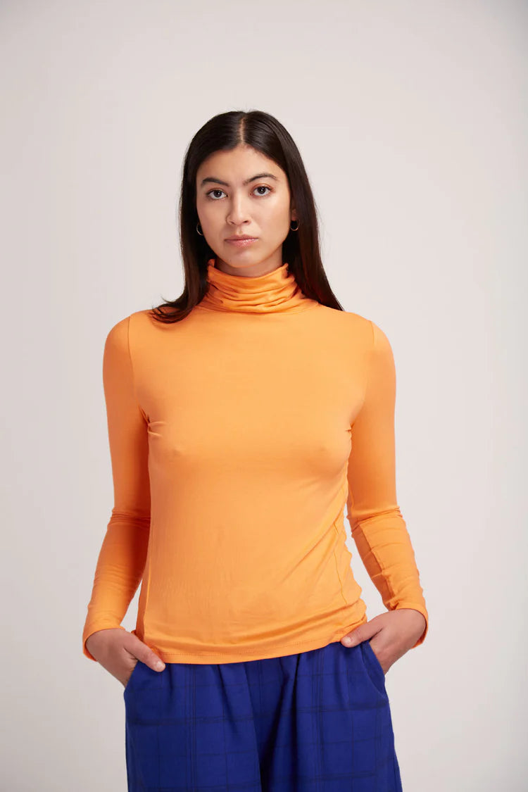Suila Orange Top - Large