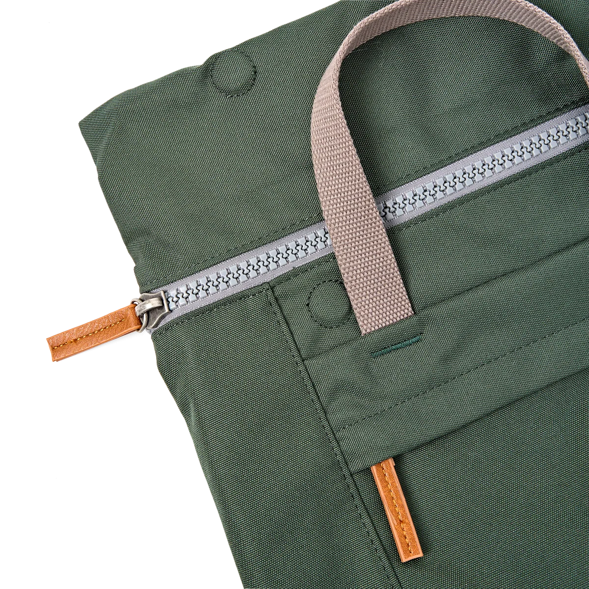 Medium Finchley Backpack in Thunderstorm