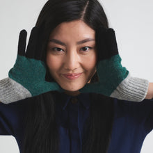 Grey Colourblock Wool Gloves