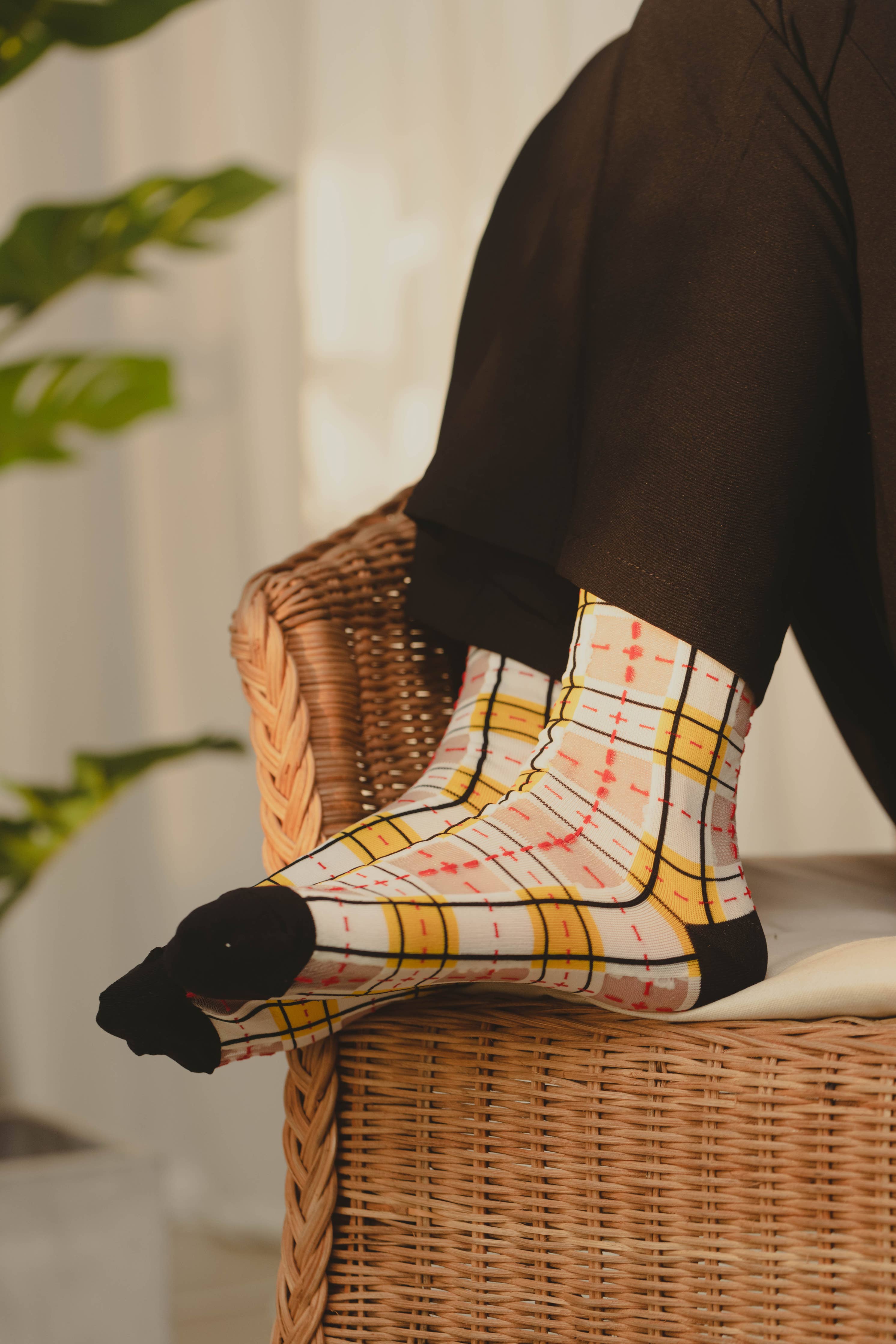 Tartan Sheer Socks - Yellow and Black