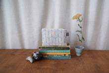 Small Woolsthorpe Linen Pouch