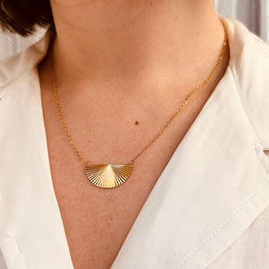 18k Gold Crescent Necklace